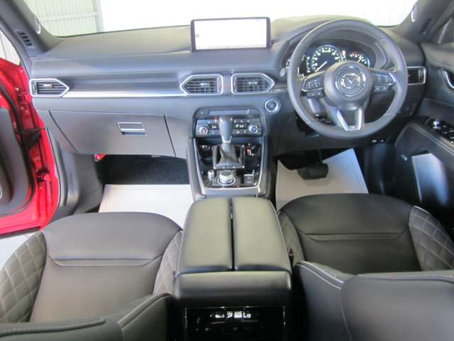 Mazda CX-8 11