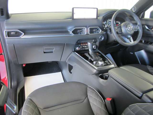 Mazda CX-8 10