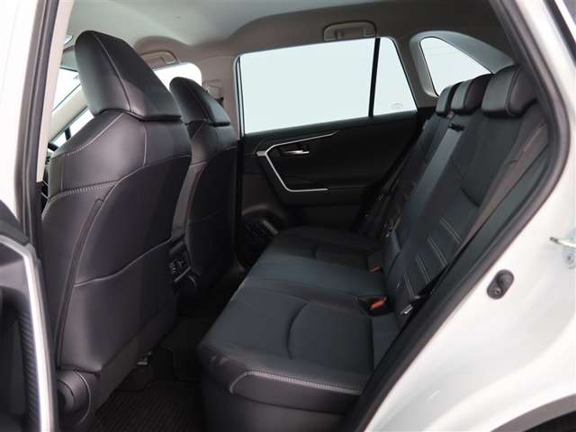 Toyota RAV4 12