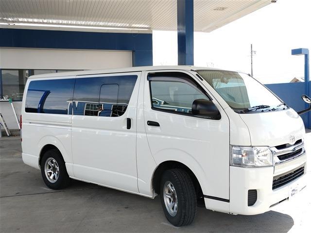 Toyota Regius Ace 5