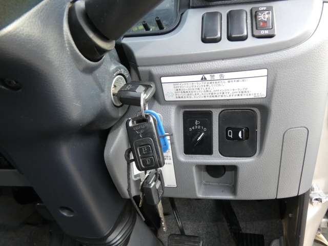 Mitsubishi Fuso Canter 12