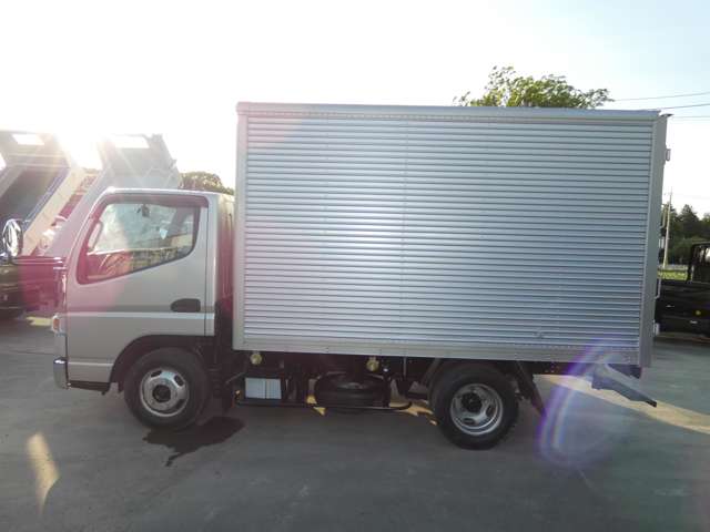 Mitsubishi Fuso Canter 6
