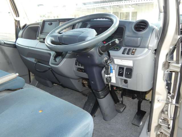 Mitsubishi Fuso Canter 11