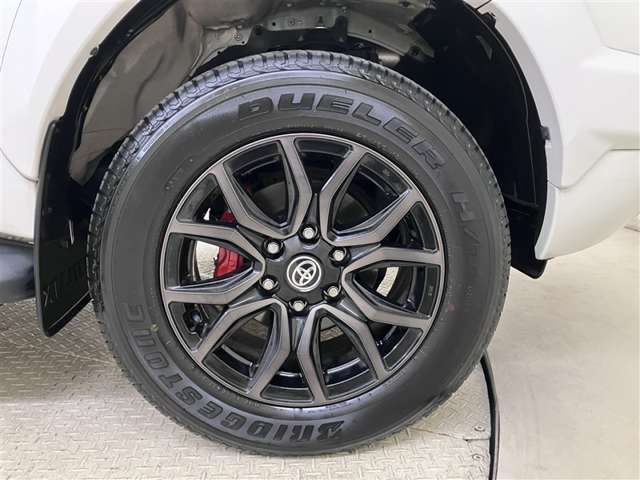 Toyota Hilux 8