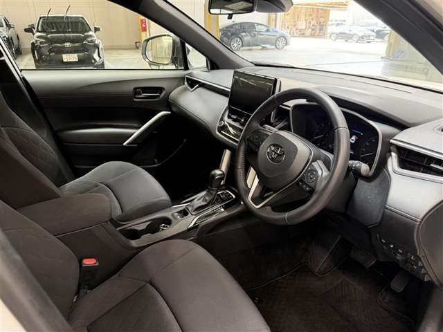 Toyota Corolla Cross 8