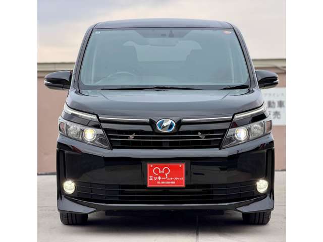 Toyota Voxy 5