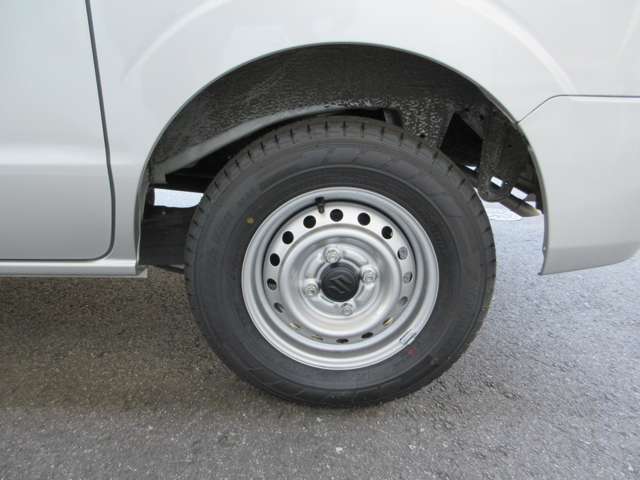 Suzuki Every 8