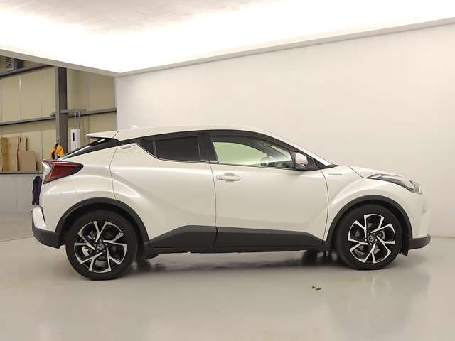 Toyota C-HR 9
