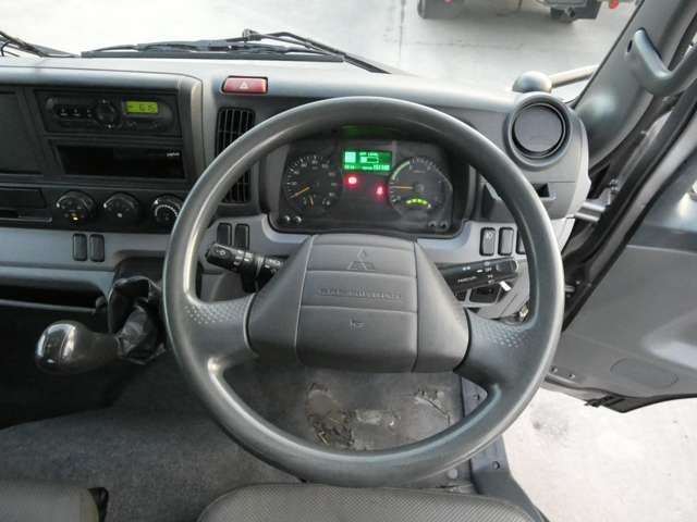 Mitsubishi Fuso Canter 13