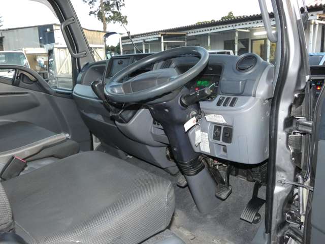 Mitsubishi Fuso Canter 11