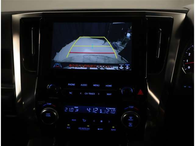 Toyota Alphard 9