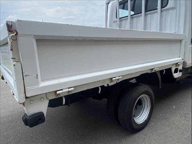 Mazda Titan Dash 11