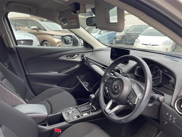 Mazda CX-3 12