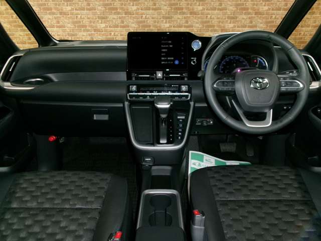Toyota Voxy 4