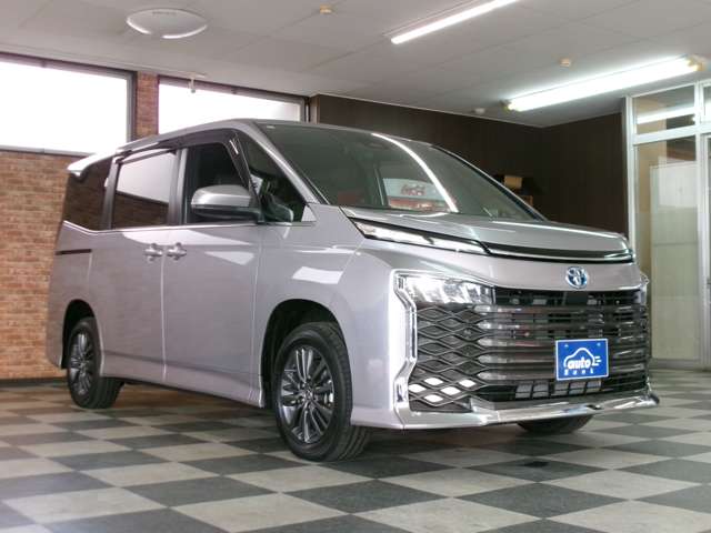 Toyota Voxy 6