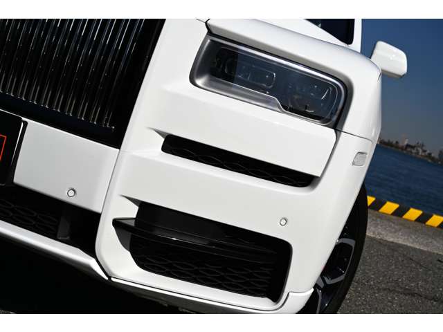 Rolls-Royce ブラックバッジカリナン 5