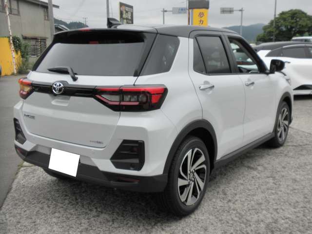 Toyota Raize 8
