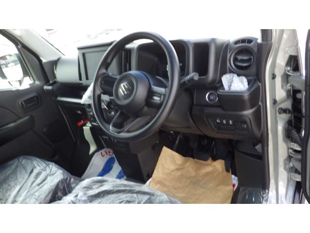 Suzuki Every 12