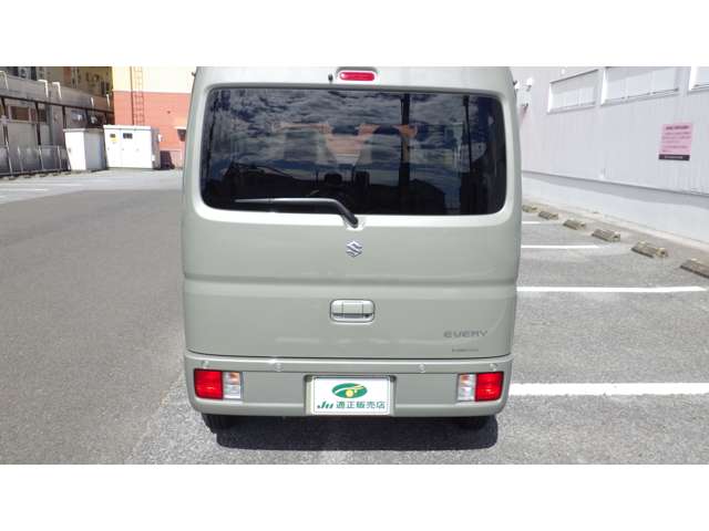 Suzuki Every 8
