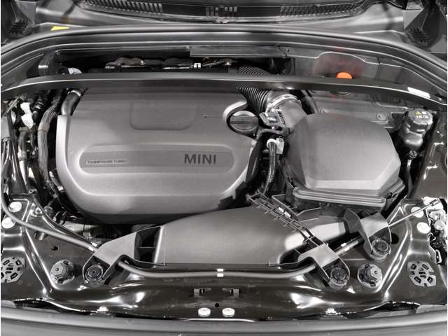 MINI Countryman 8