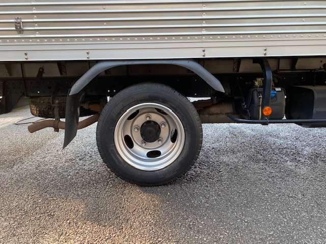 Mitsubishi Fuso Canter 11