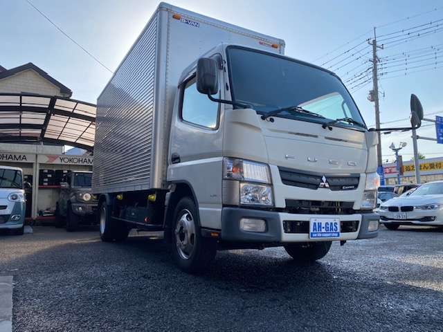 Mitsubishi Fuso Canter 2
