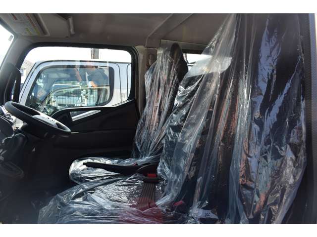 Mitsubishi Fuso Canter 12