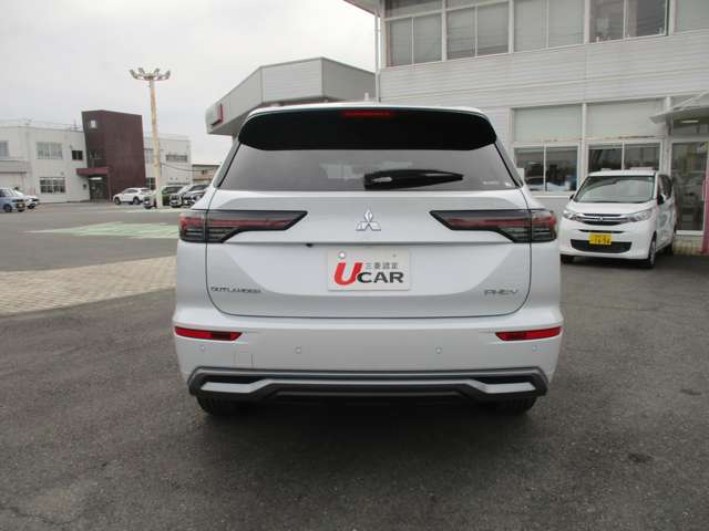 Mitsubishi Outlander 11