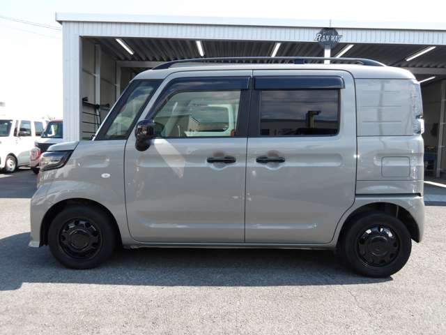 Suzuki Spacia Base 9