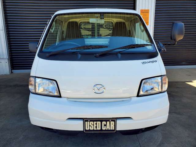 Mazda Bongo Truck 2