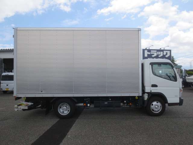 Mitsubishi Fuso Canter 8