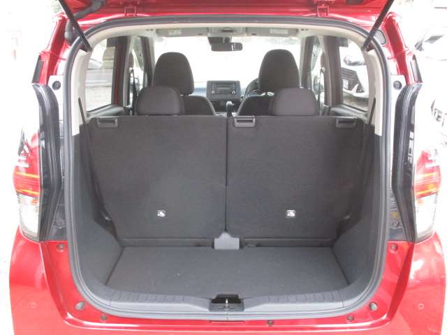 Mitsubishi eK X 10