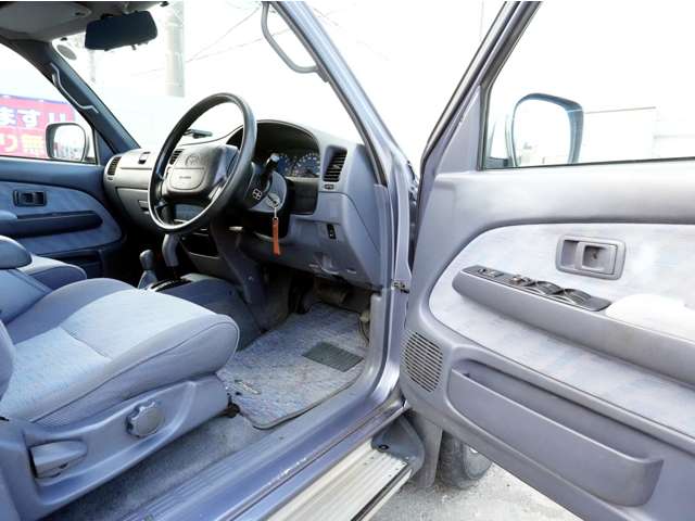 Toyota Hilux 12
