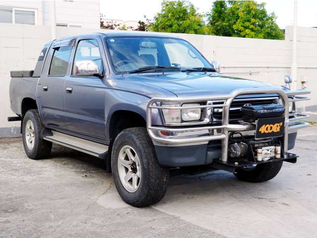 Toyota Hilux 6
