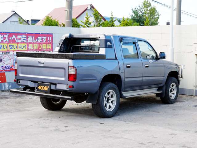 Toyota Hilux 8