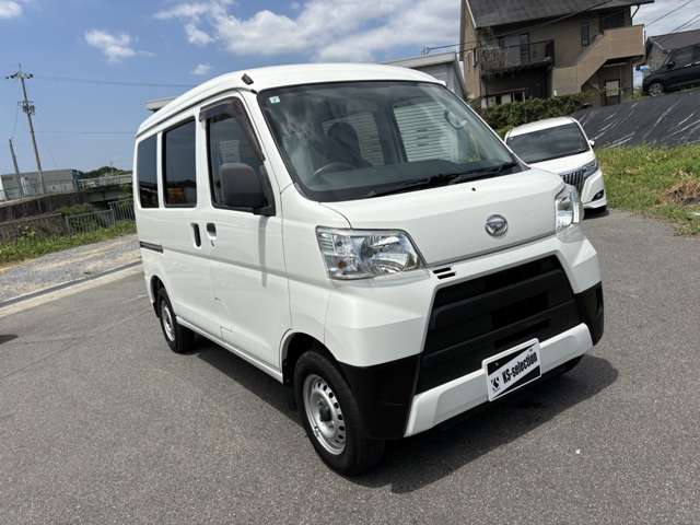 Daihatsu Hijet Cargo 9