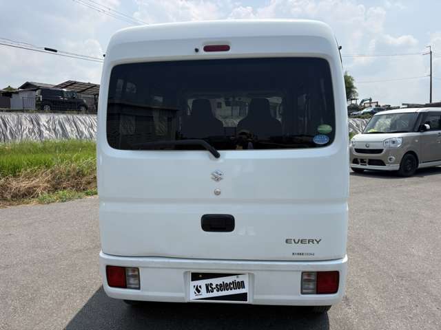 Suzuki Every 12