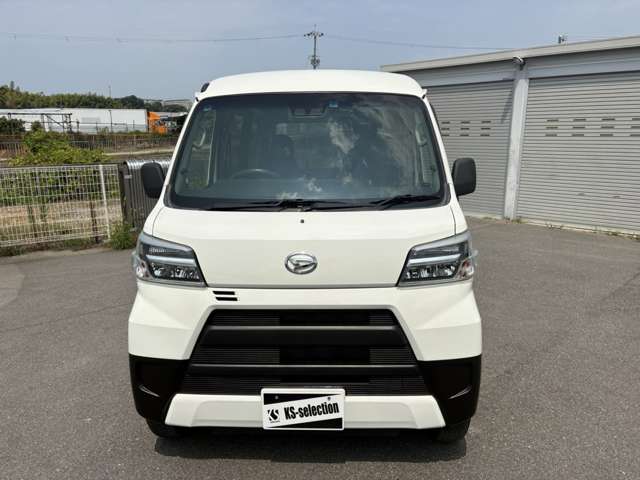 Daihatsu Hijet Cargo 9