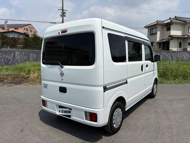 Nissan NV100 Clipper 12
