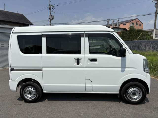 Nissan NV100 Clipper 12