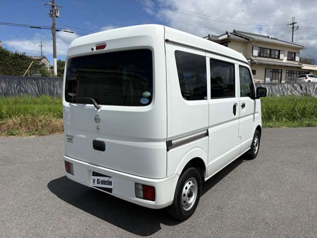 Nissan NV100 Clipper 12
