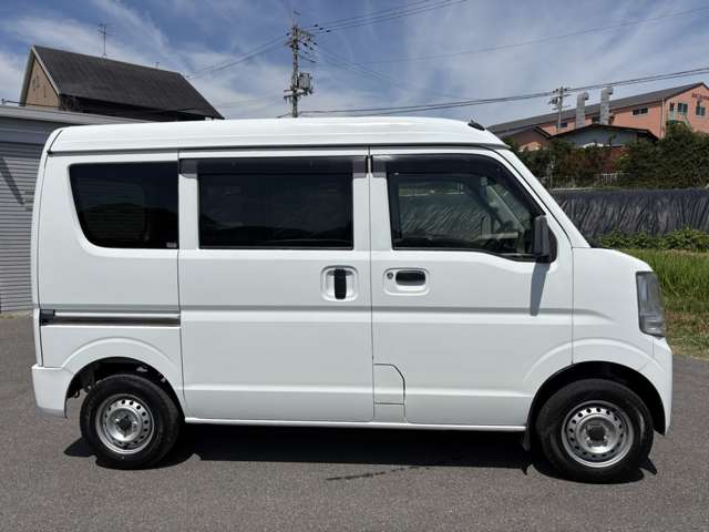 Nissan NV100 Clipper 11