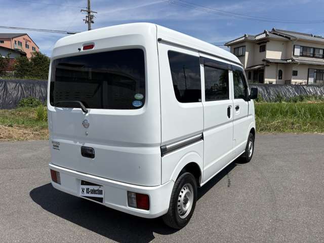 Nissan NV100 Clipper 12