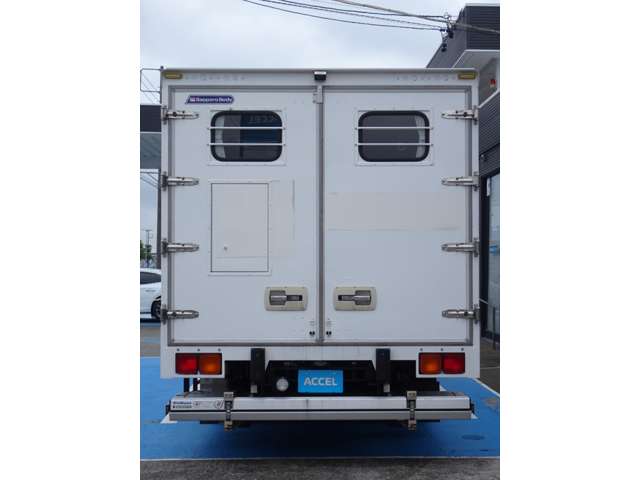 Mitsubishi Fuso Fighter 11