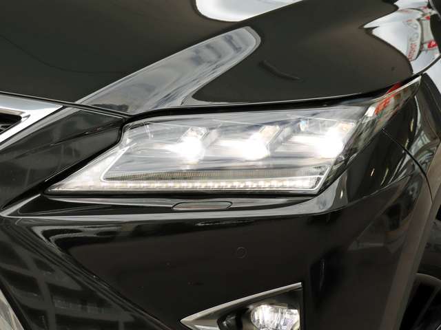 Lexus RX 6