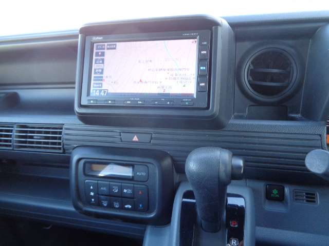 Honda N-VAN 11