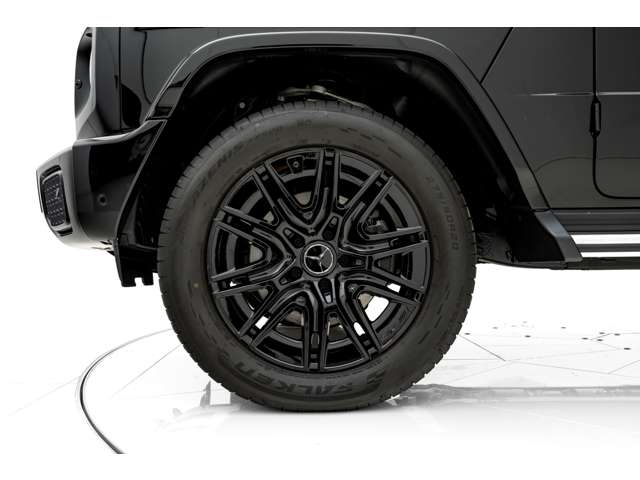 Mercedes-Benz G-Class 12