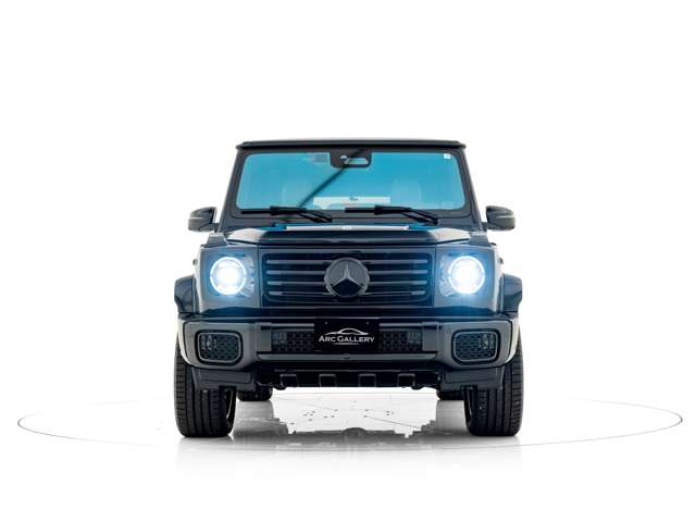 Mercedes-Benz G-Class 10