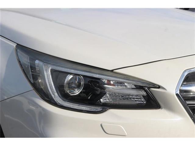 Subaru Legacy Outback 12