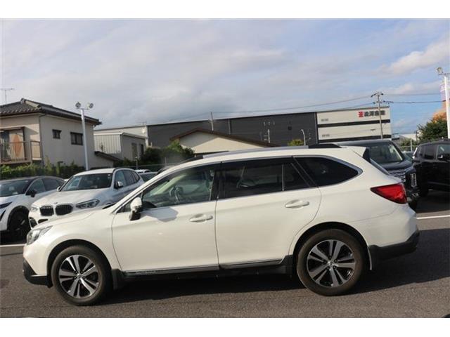 Subaru Legacy Outback 9